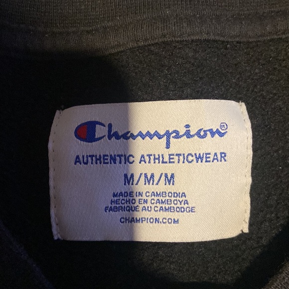 Champion sweater - Picture 2 of 2